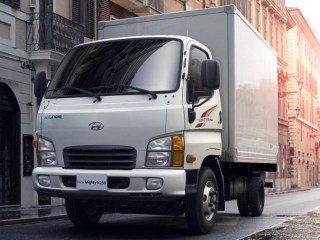 Xe tải Hyundai 2,5 tấn N250 thùng kín