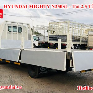 hyundai 2t5 thung lung 1
