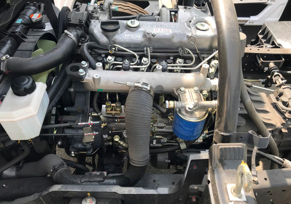 hyundai-8-tan-hd120sl-thung-mui-bat.jpg_product_product