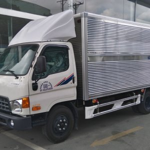 Alternative view of Hyundai HD99 thùng kín 6,5 tấn