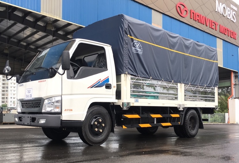 Xe tải Hyundai thùng mui bạt