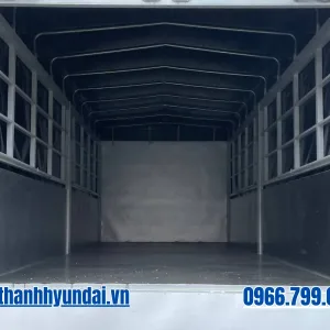 lòng thùng xe tải JAC N350P 3.5 tấn thùng dài 5m2 (thùng bạt)