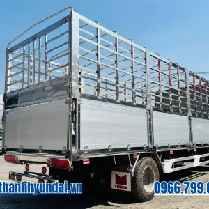 Xe tải JAC N900E5 9 tấn thùng 7m đuôi thùng bửng nhôm