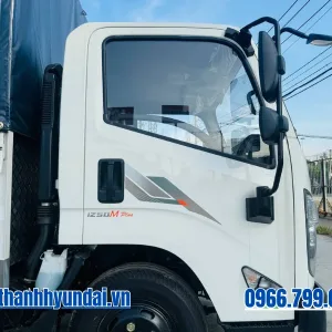 Cabin xe tải Dothanh IZ50M Plus thùng mui bạt (màu trắng)