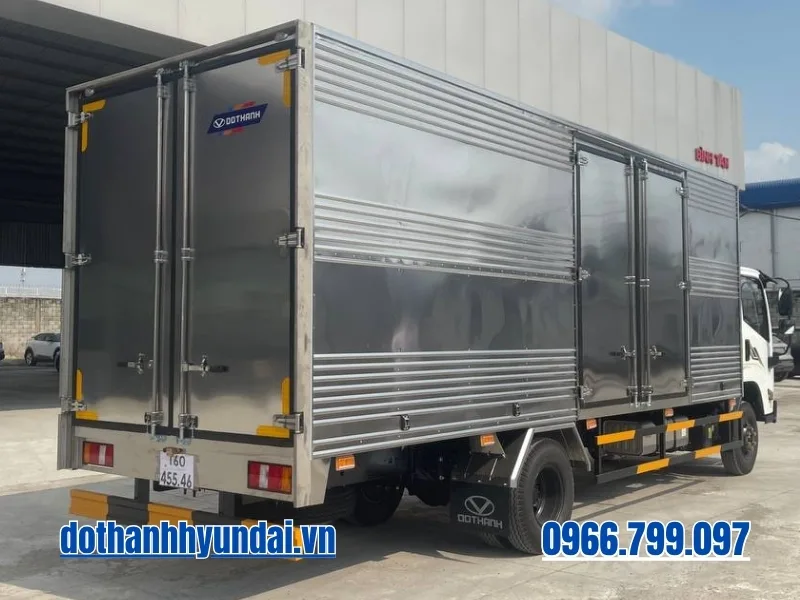 Đuôi thùng Đô Thành IZ71SL thùng kín 3m5