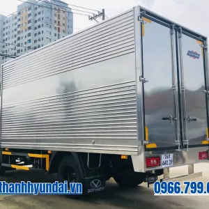 Đuôi thùng xe tải Đô Thành IZ50M Plus thùng kín