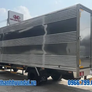 Đuôi thùng xe tải Đô Thành IZ71SL thùng kín