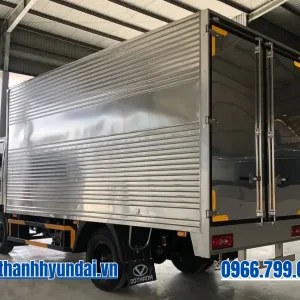 Đuôi thùng xe tải Đô Thành IZ65M Plus thùng kín