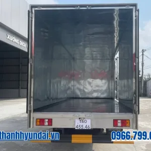 lòng thùng xe tải Đô Thành IZ71SL thùng kín