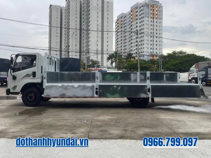Hông xe tải Dothanh IZ60SL Plus thùng lửng 6m3 mở bửng