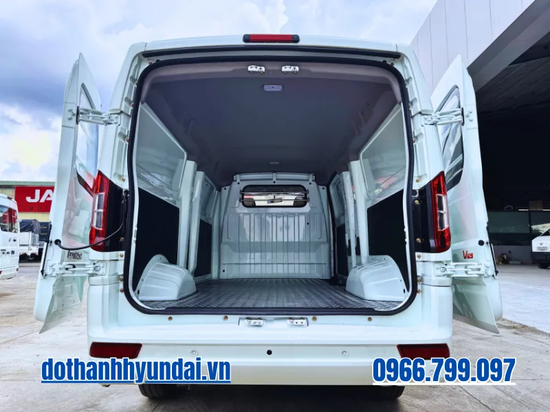 Lòng thùng xe van Đô Thành Missu V65