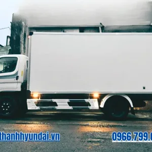 Hông xe tải Hyundai Mighty W11S thùng kín