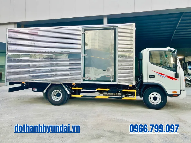cua hong xe tai jac n350 plus thung kin Cửa hông xe tải JAC N350 Plus thùng kín