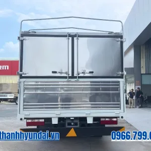 Đuôi xe tải JAC N250SL tải 2t4 thùng 6m4