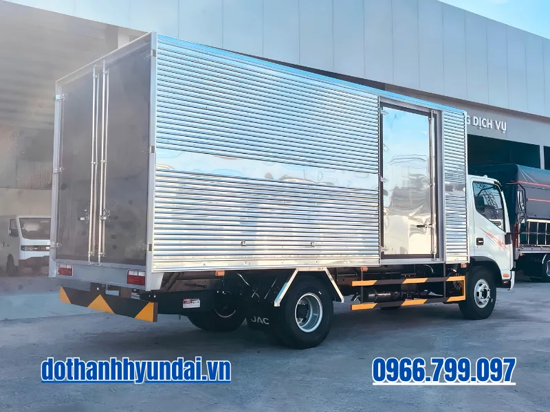 duoi xe tai jac n350 plus thung kin dai 5m2 Đuôi xe tải JAC N350 Plus thùng kín dài 5m2