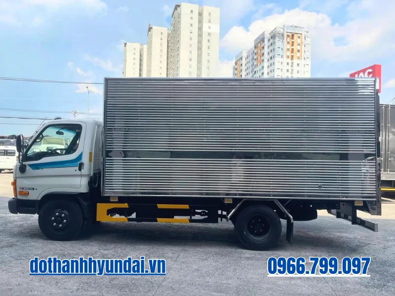 hong xe tai hyundai n550l a thung kin Hông xe tải Hyundai N550L A thùng kín