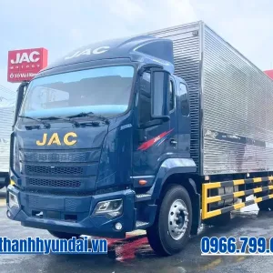 JAC Dawos thùng kín dài 8m2