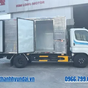 xe tai hyundai n550l thung kin mo cua hong 800x600 Xe tải Hyundai N550L A thùng kín mở cửa hông