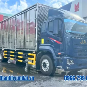 Xe tải JAC Dawos thùng kín dài 8m2